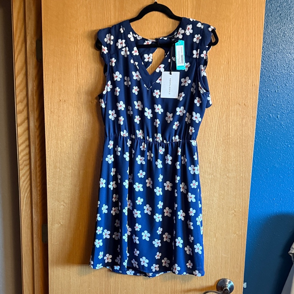 41 Hawthorn Navy and White Floral Dress